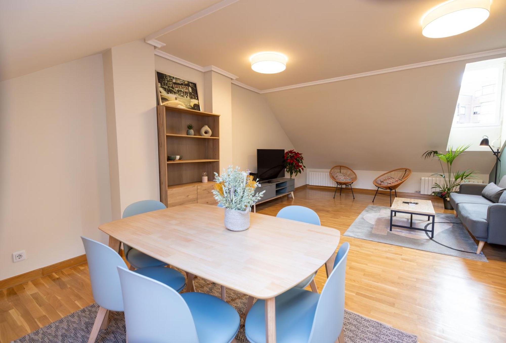 Atuaire Home La Merced En El Centro Historico De Burgos Parking Incluido Exterior photo